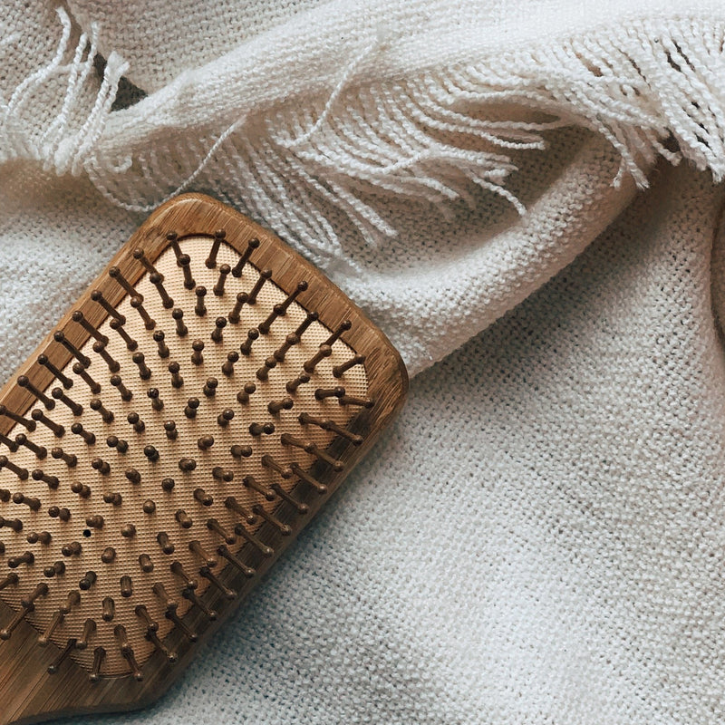 Brosse à cheveux en bambou